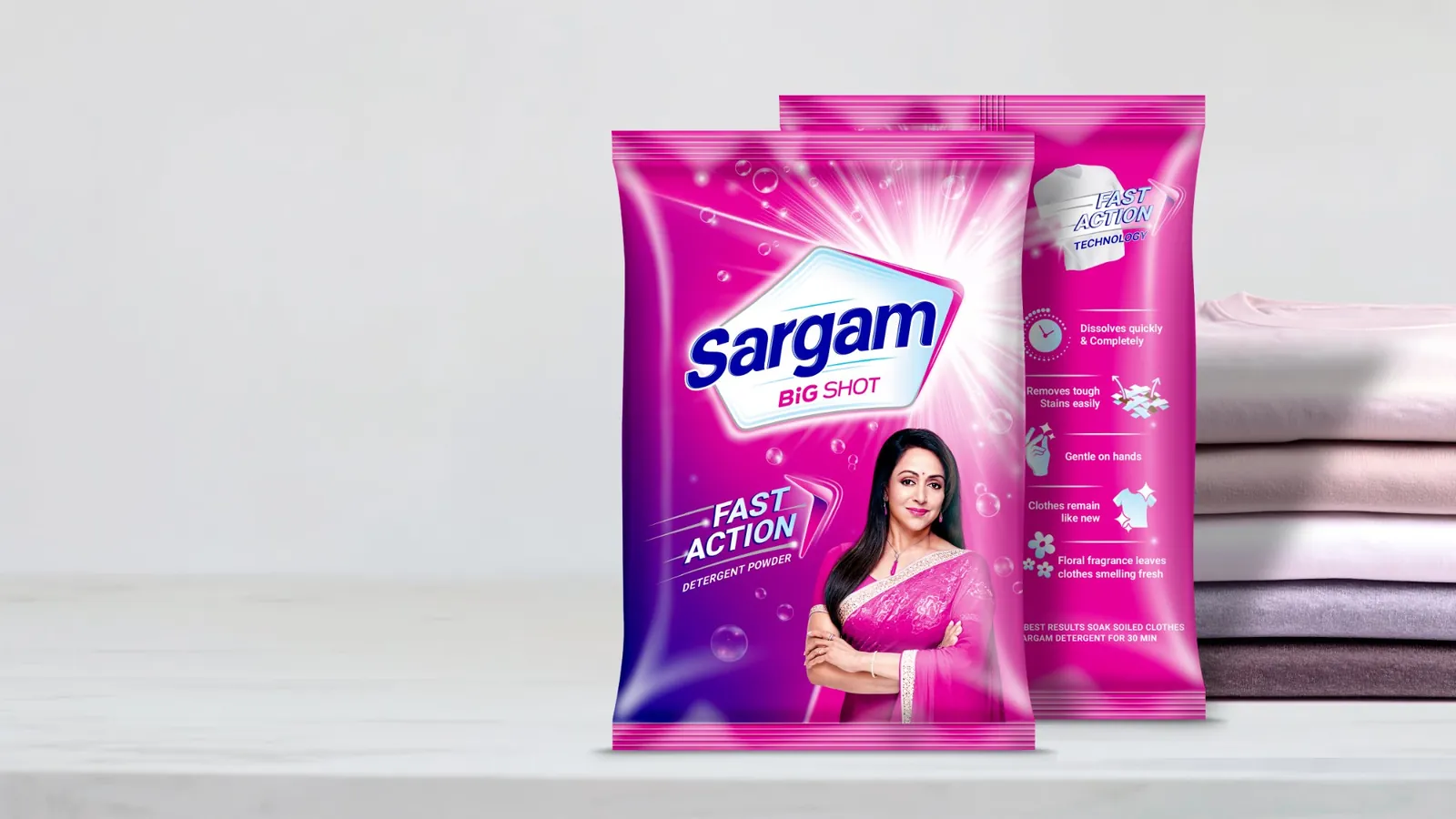 Spray-dried detergent powder packs